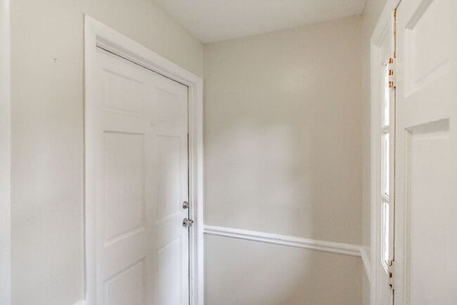 Building Photo - 162 Jockey Club Dr