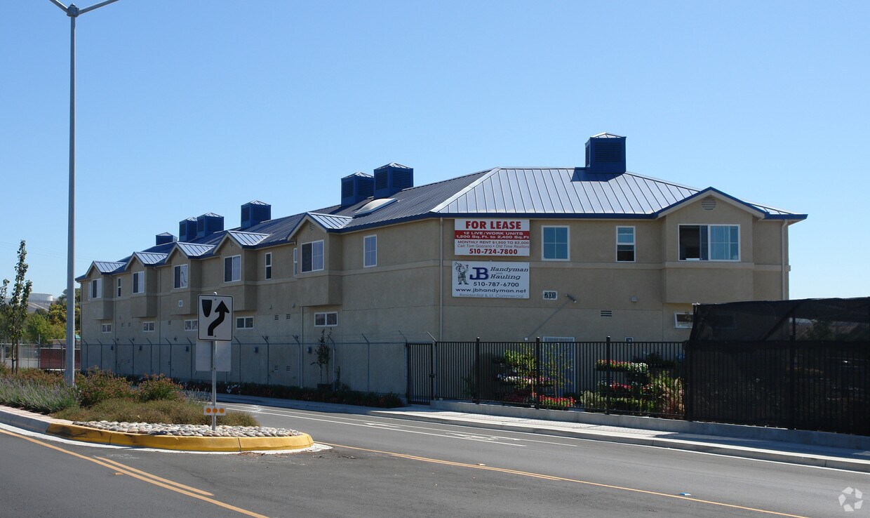 Foto del edificio - 701 San Pablo Ave