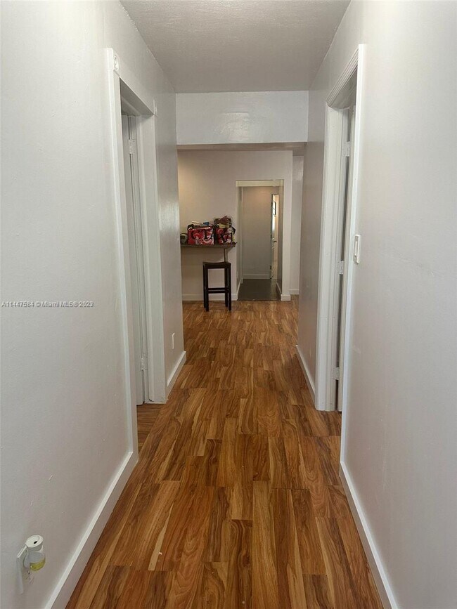 Foto del edificio - 226 SW 11th St