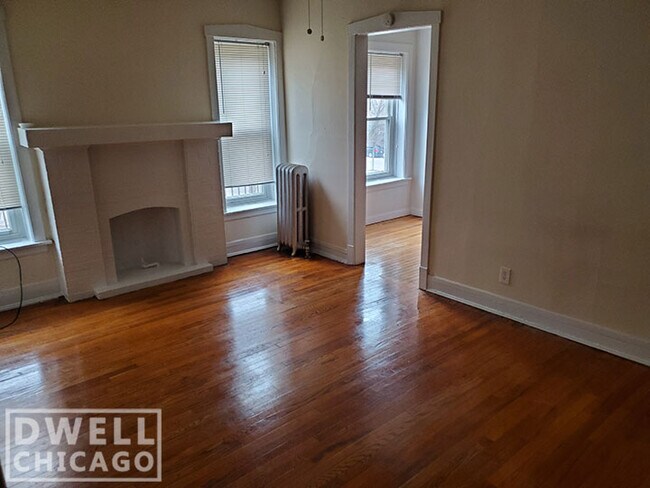 Foto del edificio - 6526 N Lakewood Ave