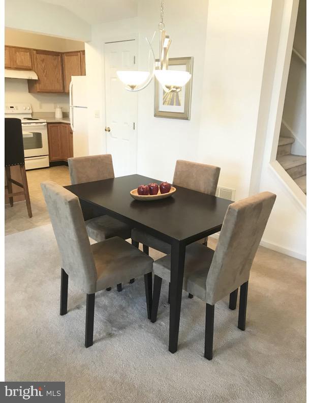 Foto principal - 6890 Pioneer Dr