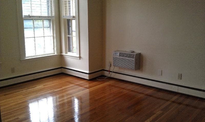 Primary Photo - 15 Highland Ave