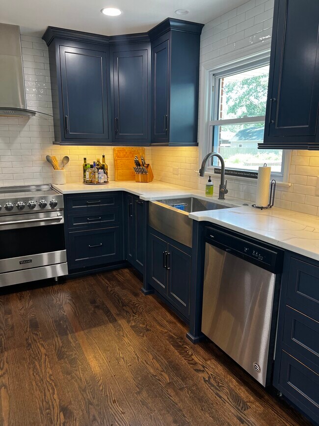 Foto del edificio - 101 Mary Ann Dr