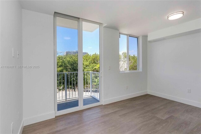 Foto del edificio - 1620 NW 18th St