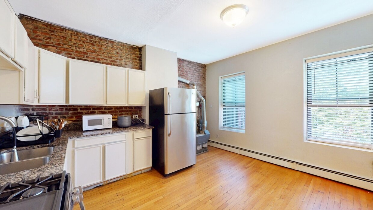Foto del edificio - Cute 2 bed 1 bath in Boston's vibrant Sout...