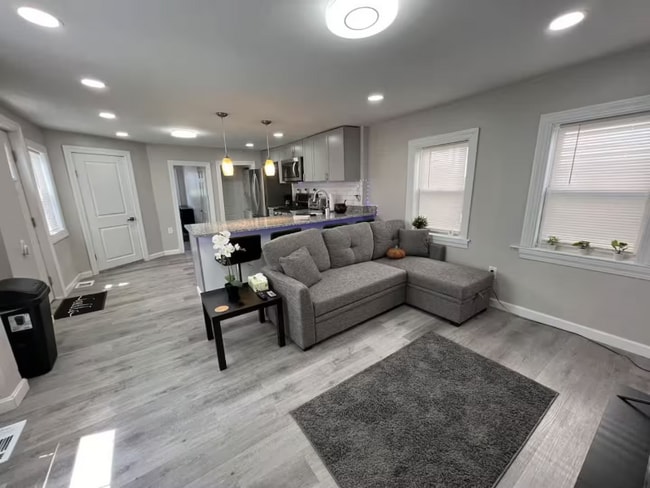 Foto del edificio - 14 Lathrop St