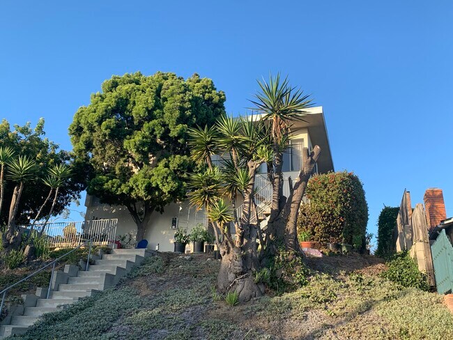 Foto del edificio - 3444 Beethoven St