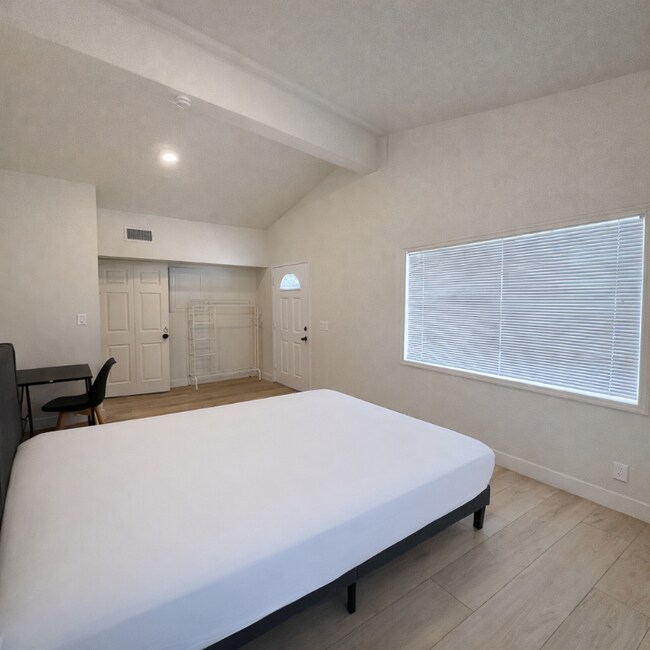 Foto del edificio - 1595 Palma Vista Ave