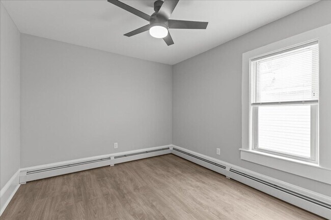 Foto del edificio - 88-94 Lafountain St