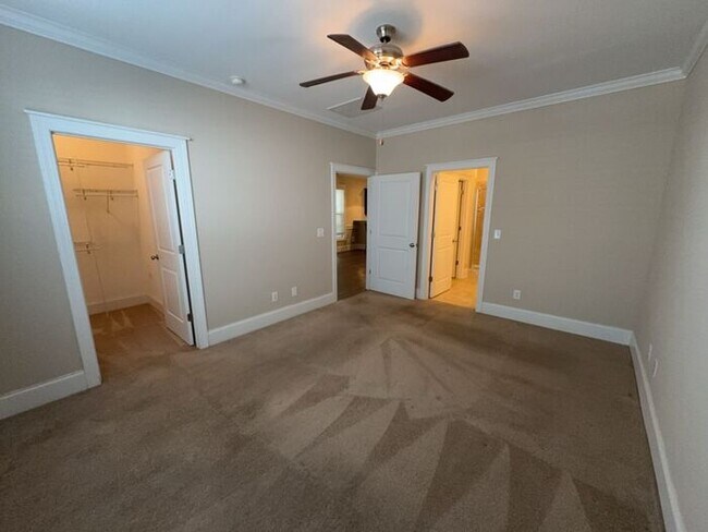 Foto del edificio - 344 Dawsons Park Dr
