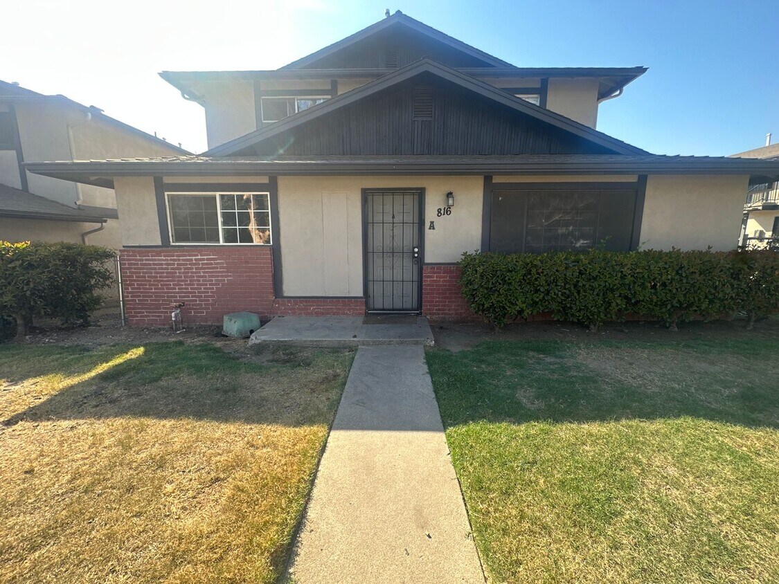 Primary Photo - 816 Sutter Ave