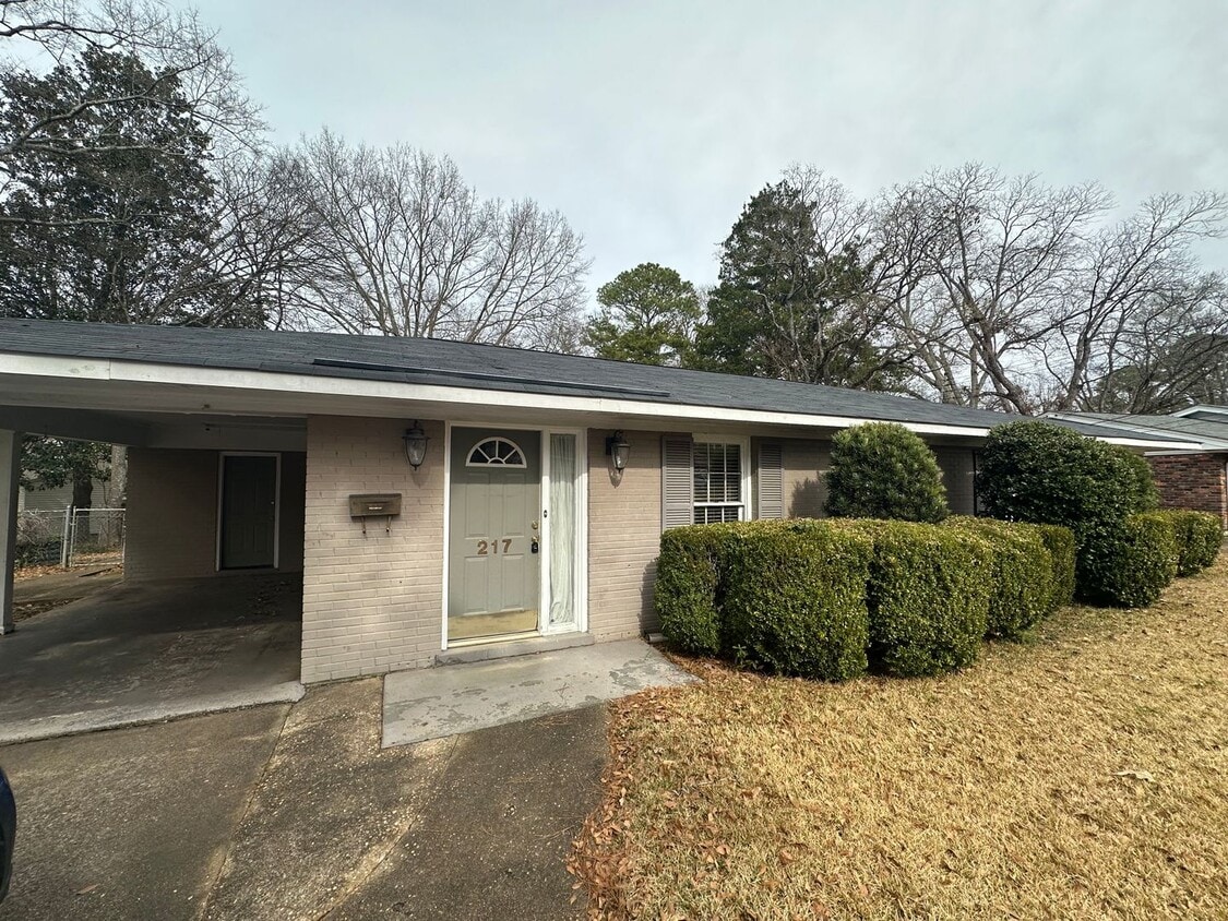 217 Bellehurst Dr, Montgomery, AL 36109 House Rental in Montgomery