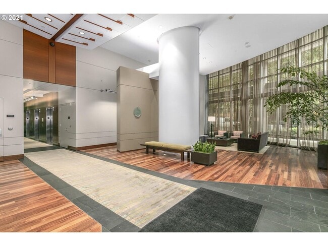 Building Photo - 3601 S River Pkwy
