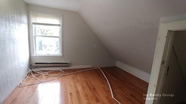 Building Photo - 41 Trull St