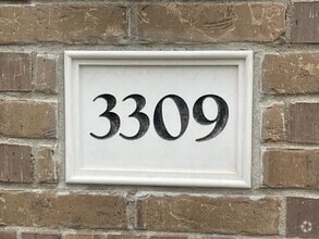 Building Photo - 3309 Barksdale Dr