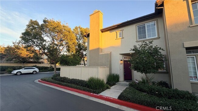 Foto del edificio - 449 Ridgeway