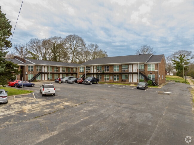 Ample Parking Available - Fountain Blue Apartments