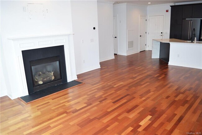 Building Photo - 55 1st St