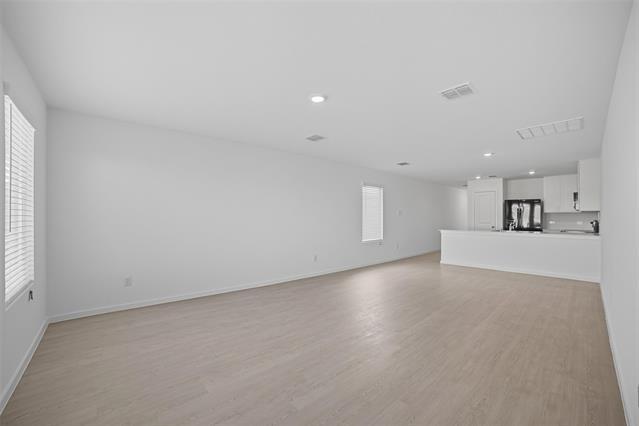 Foto del edificio - 516 Sandhill Crane Ln
