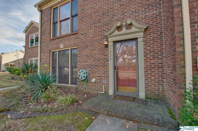 Foto del edificio - 1524 4 Mile Post Rd SE