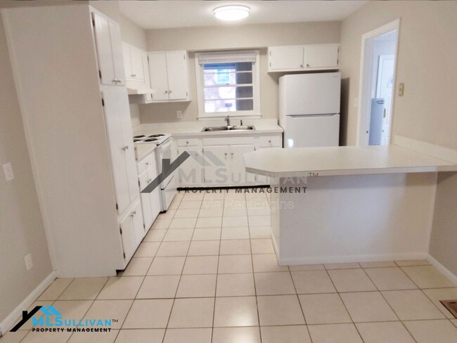 Foto del edificio - 1521 Euclid Rd