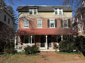 Building Photo - 239 Dean St