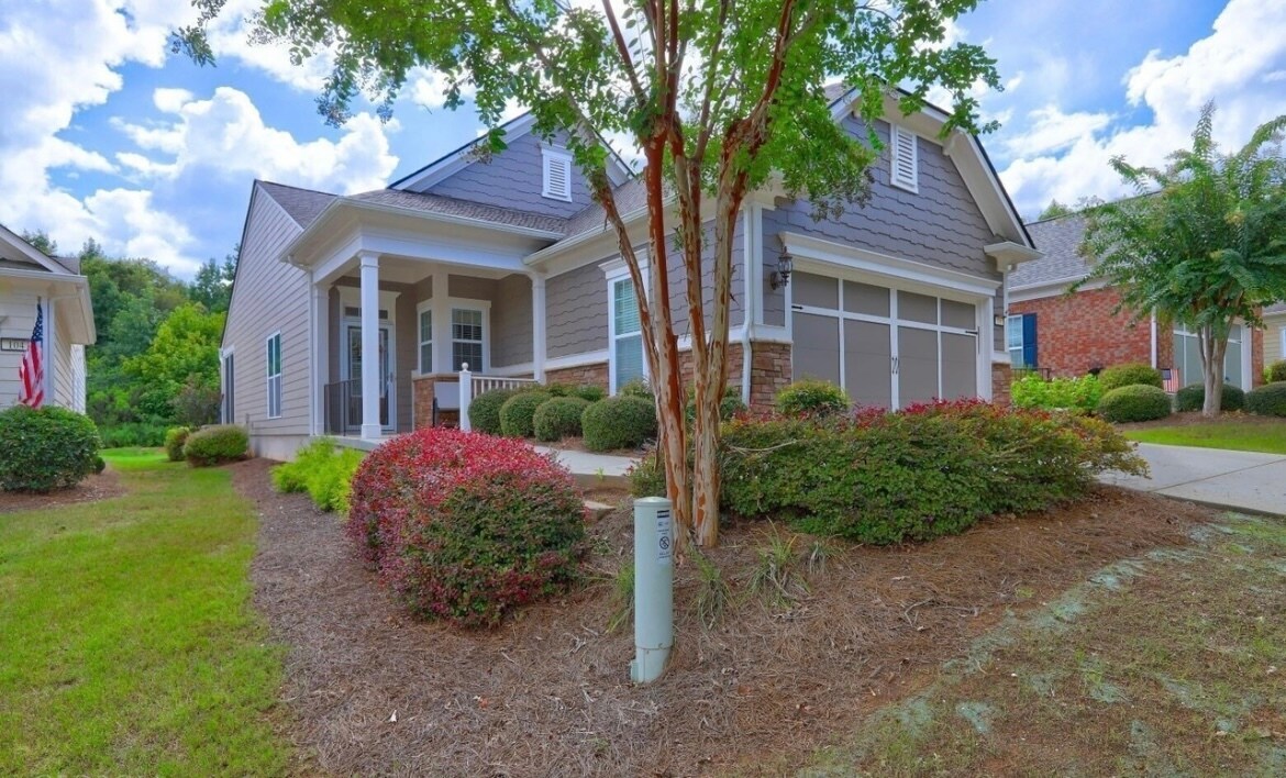 Primary Photo - 106 Begonia Ct