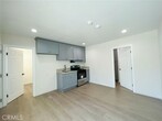 Foto principal - 420 E Broadway