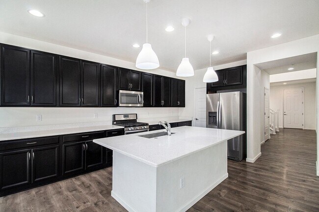 Foto del edificio - Welcome to your dream home - TOUR TODAY - ...