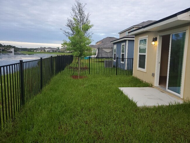 Foto del edificio - Beautiful 3/2 Home located in Pine Terrace...