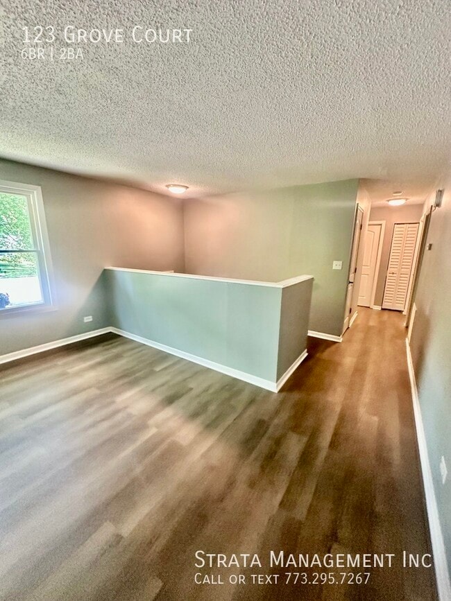 Building Photo - 123 Grove Ct