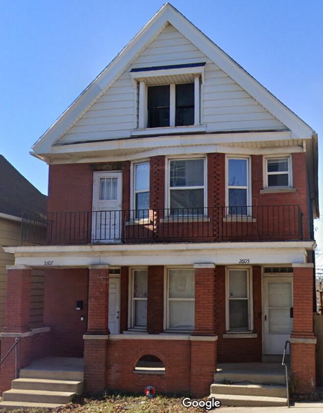 2607 S 6th St Unit Lower, Milwaukee, WI 53215 Room for Rent in