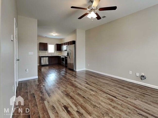 Building Photo - 803 The Heights Ln