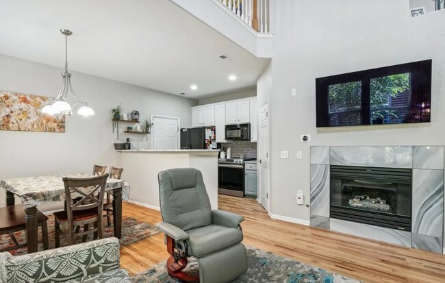Foto del edificio - 7551 E 26th Ave