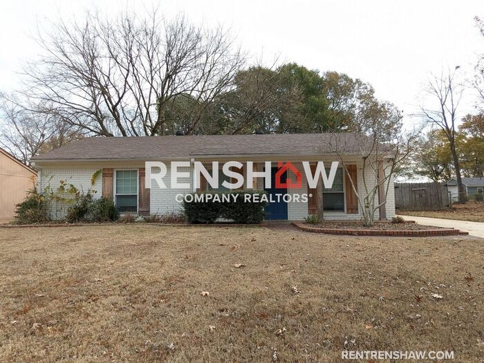Primary Photo - Renovated 3/1 Home In Collierville Now Ava...