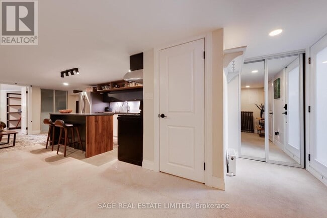 Photo du bâtiment - 57 Westmoreland Ave