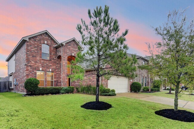 Foto del edificio - 19806 Amber Village Ln