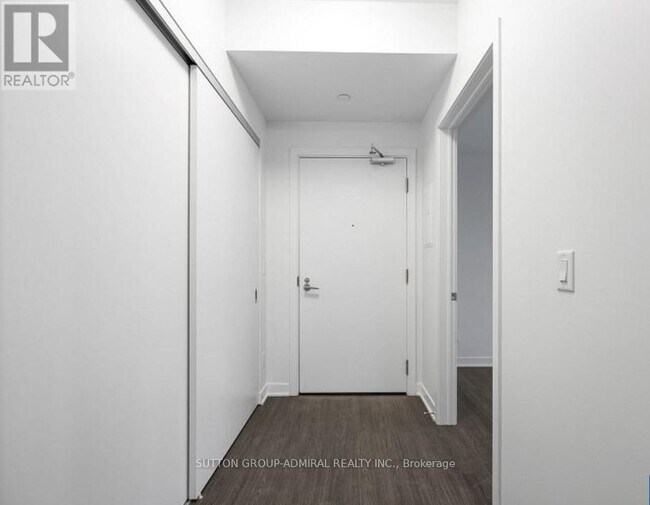 Photo du bâtiment - 185 Alberta Ave