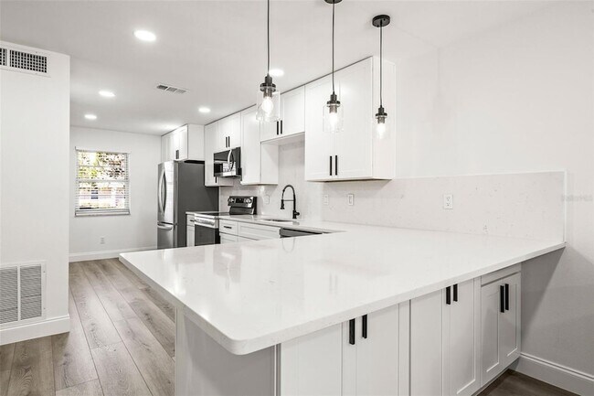 Foto del edificio - 2101 Cordova Green