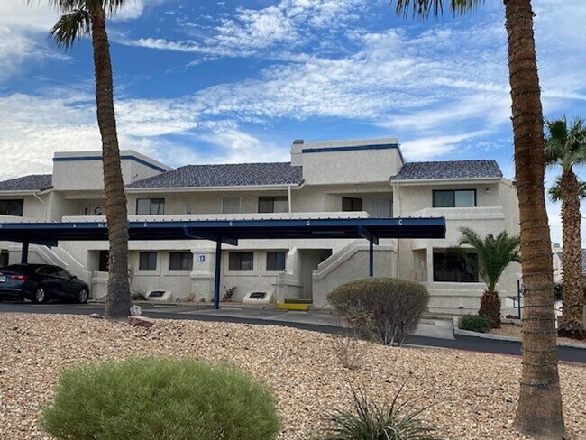 Foto del edificio - 2 BR Furnished incl UTILITIES with great R...