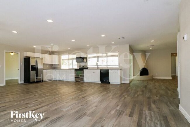Foto del edificio - 4717 W Echo Ln