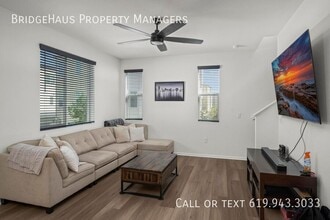 Building Photo - 5480 Seacliff Pl