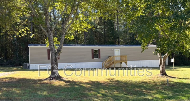 Foto principal - 183 Golden Oaks Ln