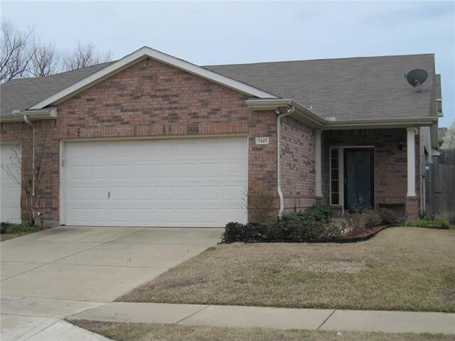 Foto del edificio - 7449 Howling Coyote Ln