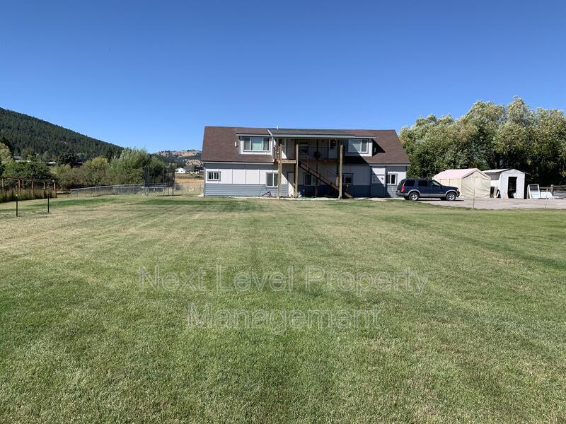 Primary Photo - 1410 Western Dr