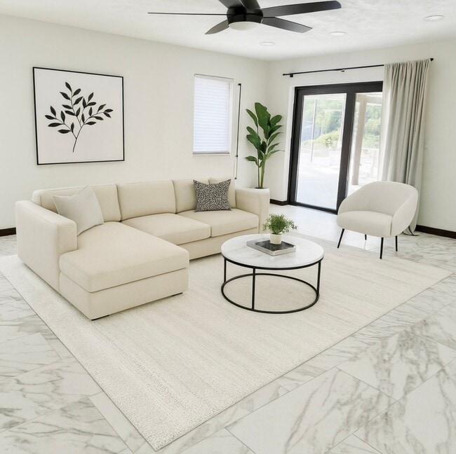 Foto del edificio - 55 Bay Harbour Dr