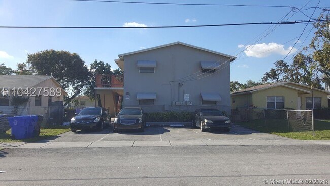 Foto del edificio - 4130 SW 20th St