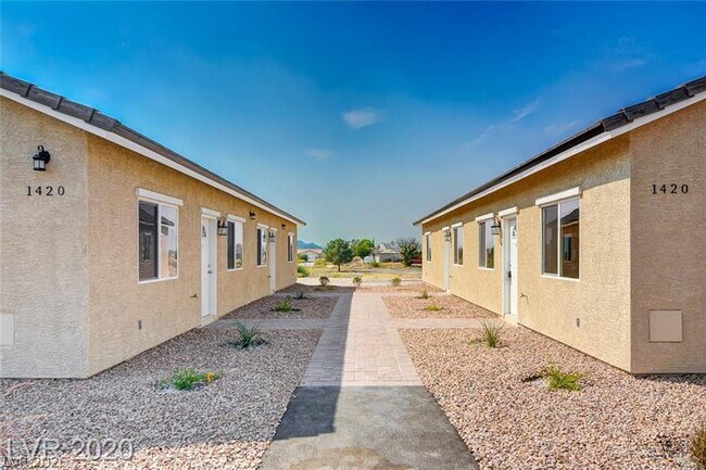 Foto del edificio - 1420 Ogallala St