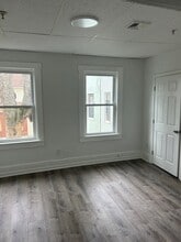 Building Photo - 126-128 Lincoln St
