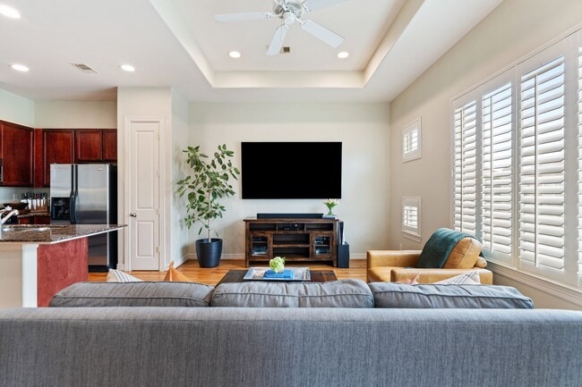 Building Photo - 3908 Center St